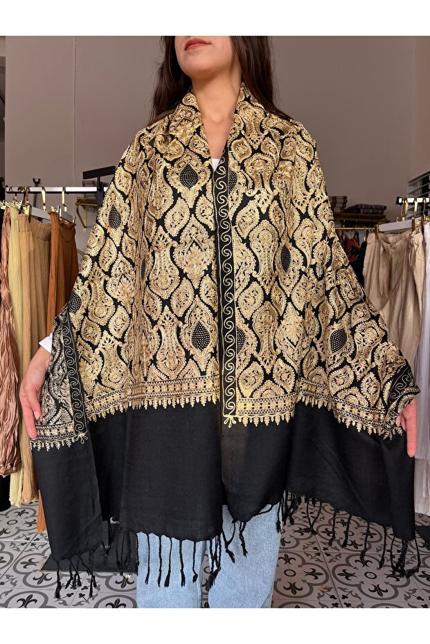 İşlemeli Desenli Omuz Şalı - 1