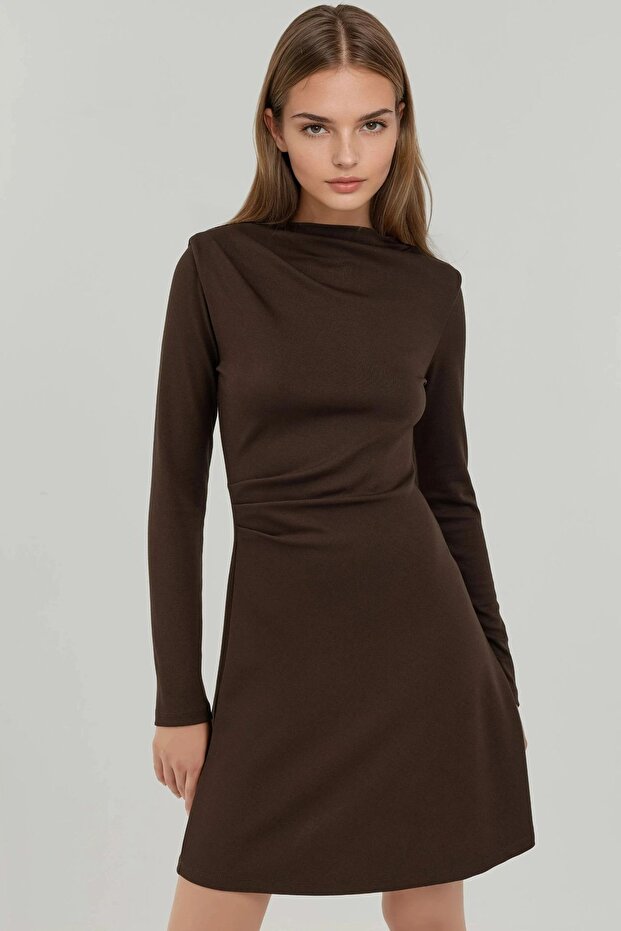 Yuvarlak Yakalı Drapeli Mini Elbise - 5