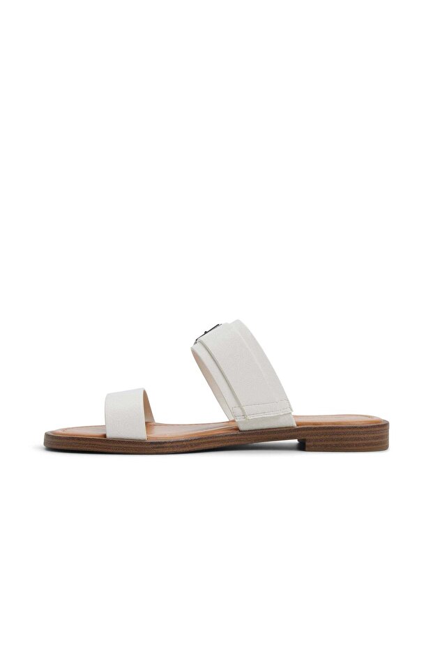 Morganah / Flat Sandals - 3
