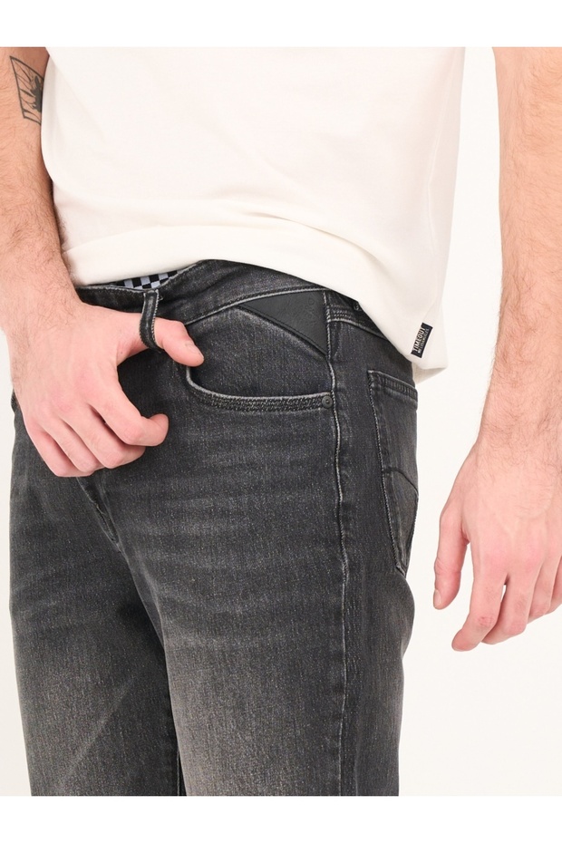 Blugi barbat straight aspect usor decolorat - 3