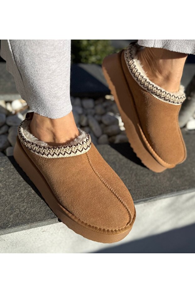 Ug Patch Camel Slippers - 1