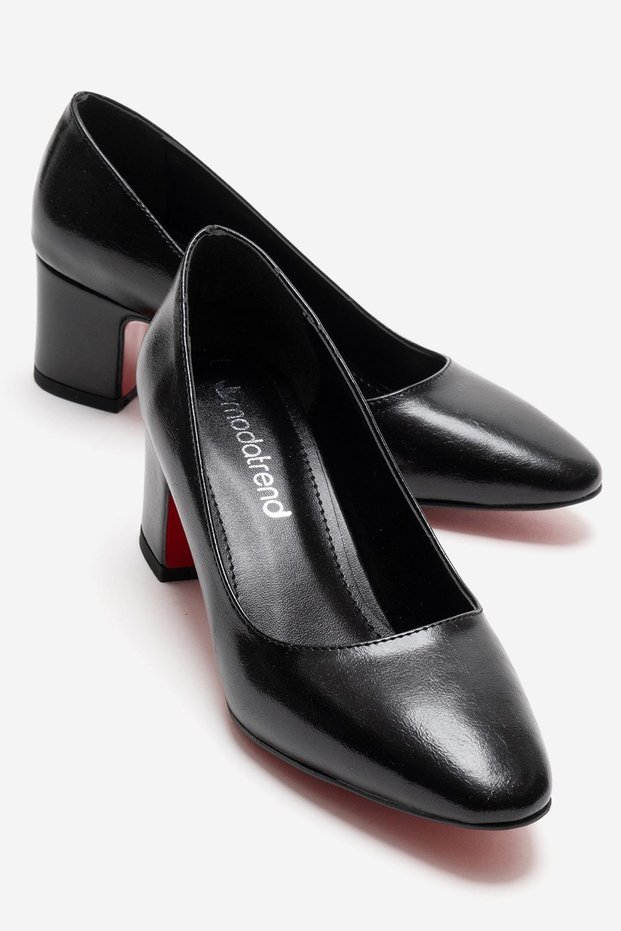 Women's Mirrored Heel Covered Block Heel Shoes; Black Wrinkled