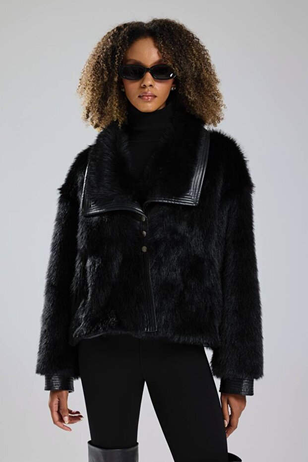 Women's Fur Collar Sleeves Leather Detailed Premium Quality Design Coat Jacket
