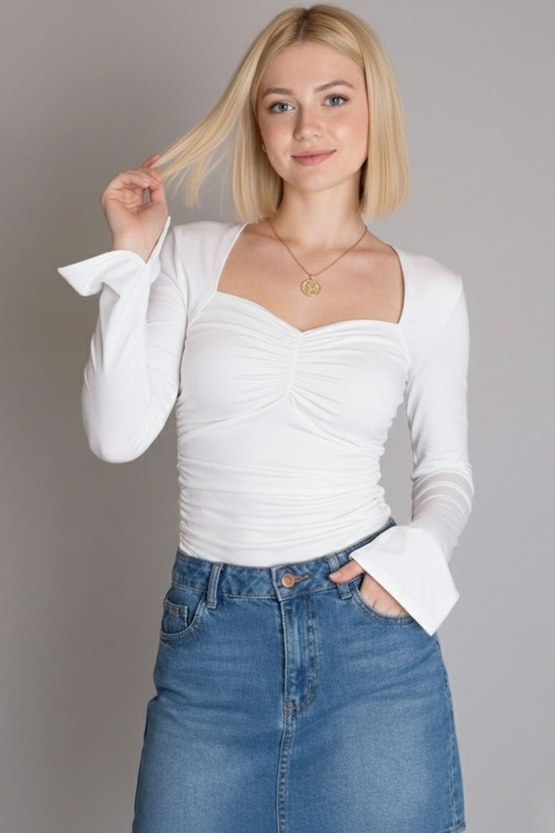 Women's Sweetheart Neckline Gathered Front and Hem Slit Spanish Sleeve Blouse Bodysuit