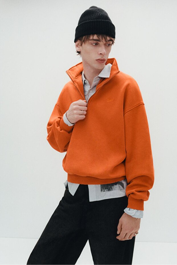 Fermuar yakalı sweatshirt - 1