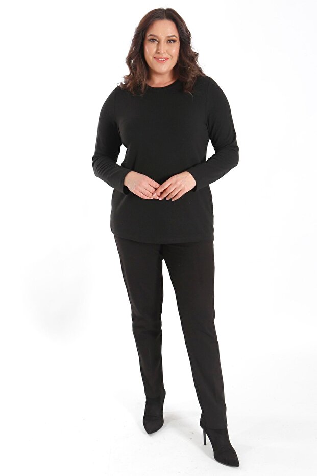 بلوزة سوداء كبيرة الحجم من Trend42plus بياقة دائرية - 2