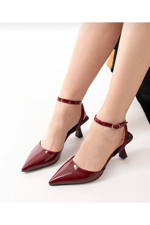 Short Heeled Strappy Burgundy Women's Shoes Heel Height 7.5 cm