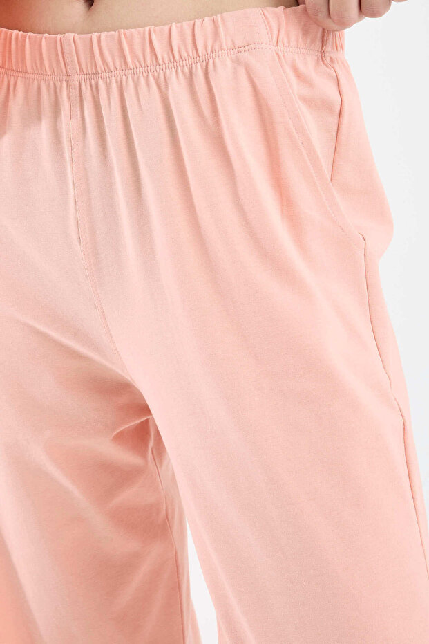 طقم بيجامة بأزرار تفاصيل أسطوانية - سلمون - 5