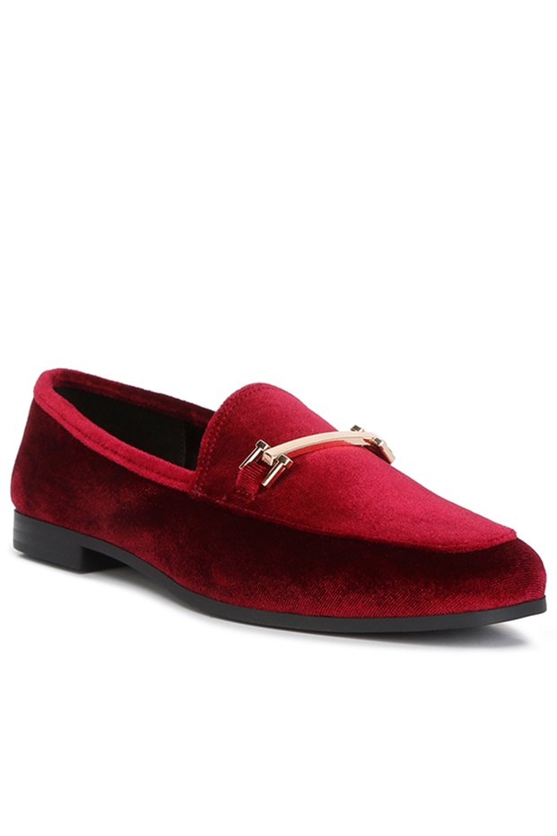 Women Horsebit Embellsihed Velvet Loafers in Burgundy