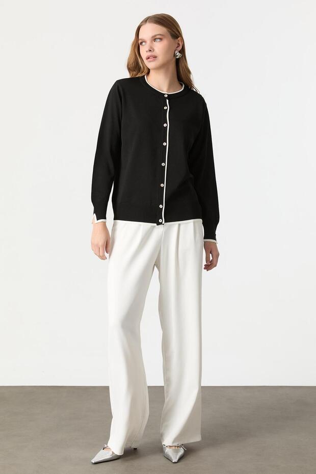 Düğmeli Basic Triko Hırka-SİYAH/KEMİK - 2