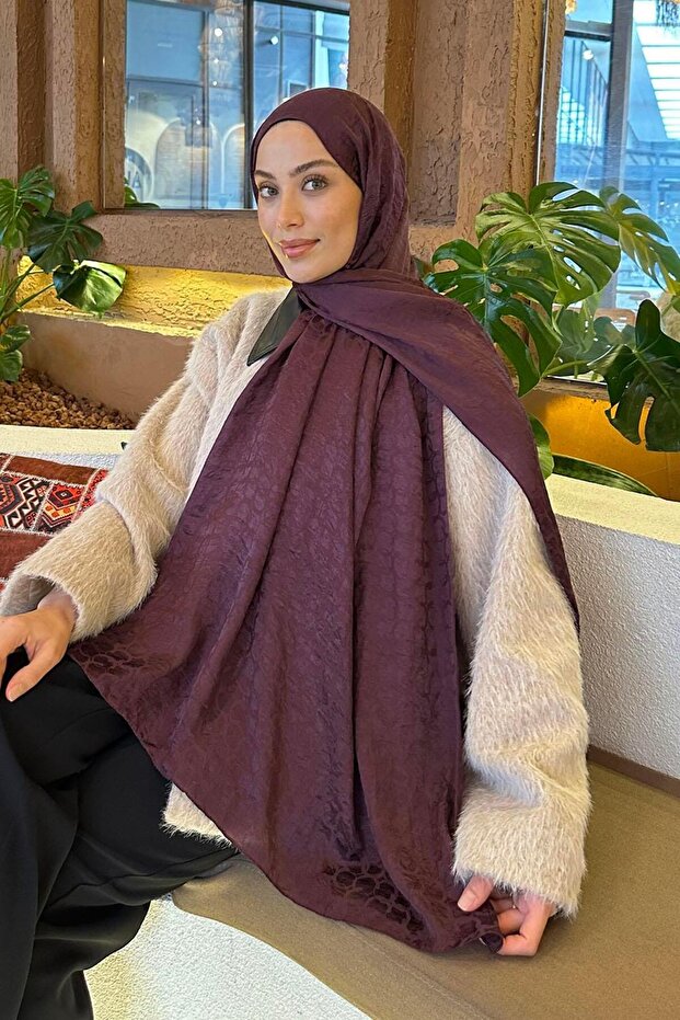 Bloom Pattern Ayrobin Flash Jacquard Shawl Plum
