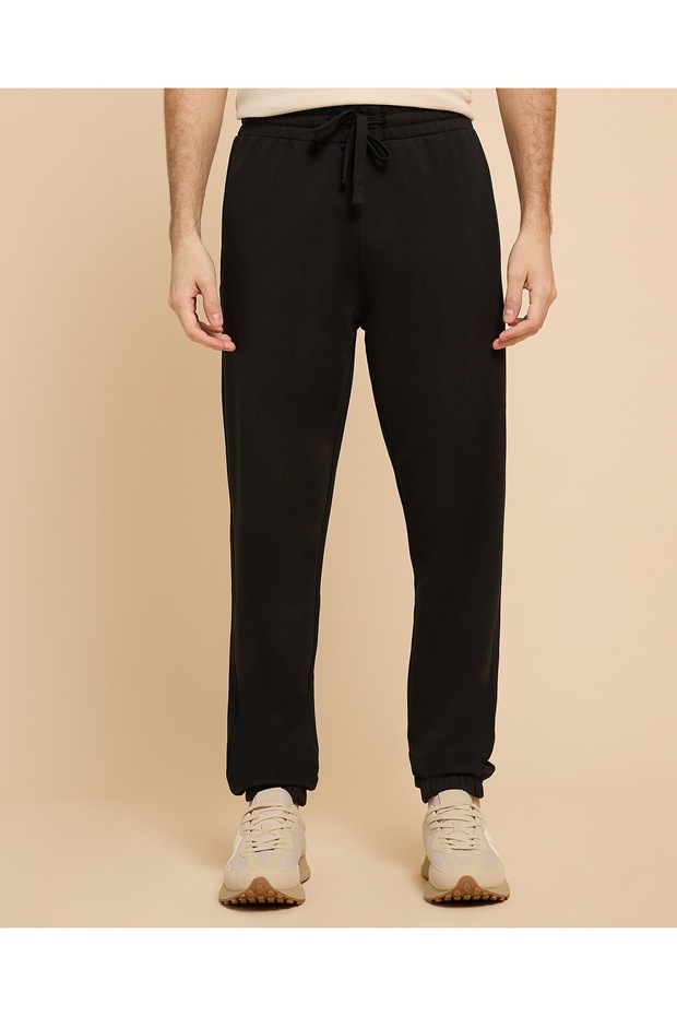 Solid Joggers With Drawstring Waist - 1