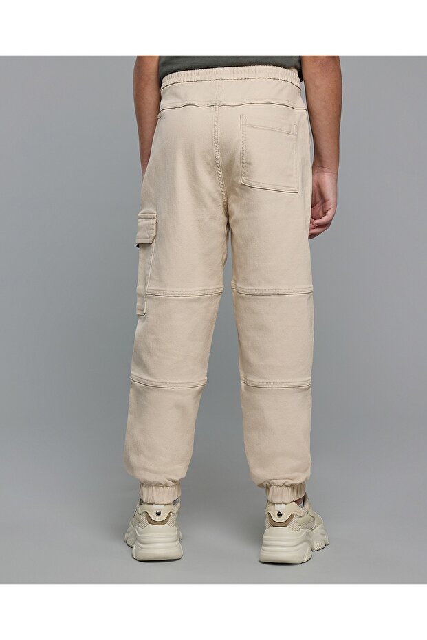Solid Cargo Joggers With Drawstring Waist - 4