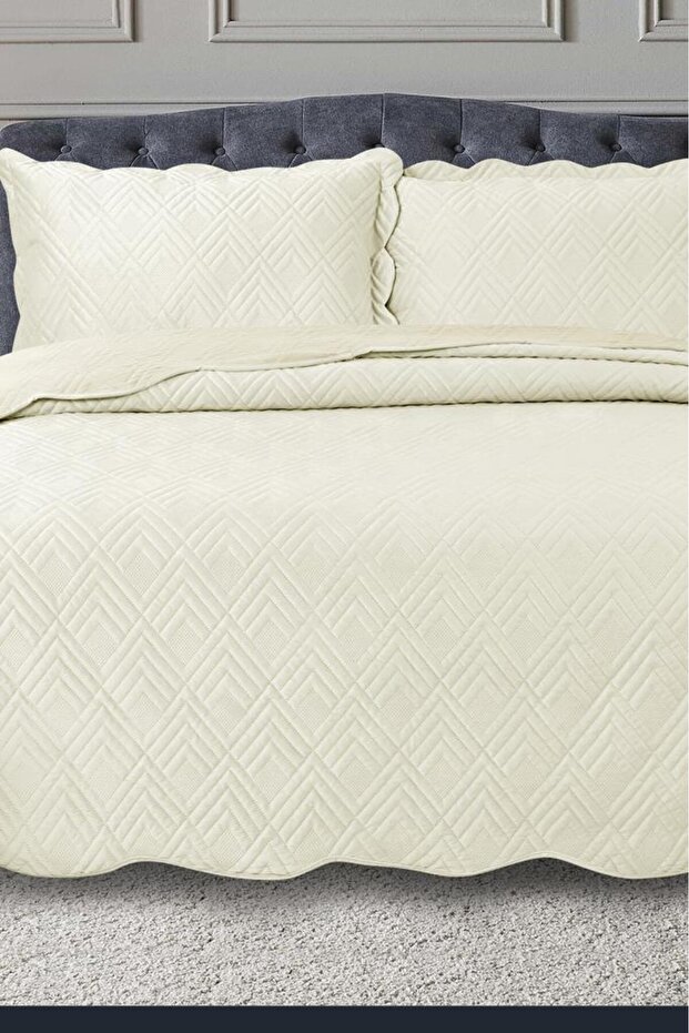 Lydia Double Luxury Velvet Bedspread Cream