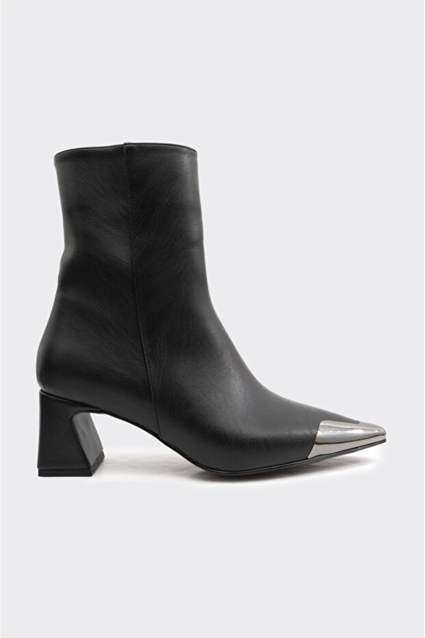 Fermuarlı Aksesuarlı Kadın Bot - 1