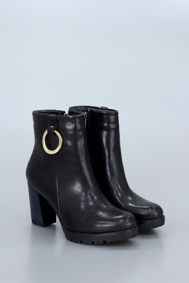 Bln St540 High Heeled Ankle Boots with Ring Buckle Detail