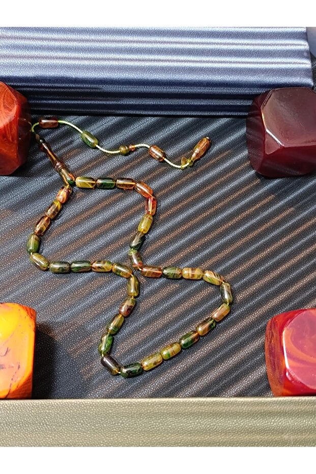 سبحة من حجر العقيق الناري مصنوعة يدويًا بواسطة براك أوزيكيك