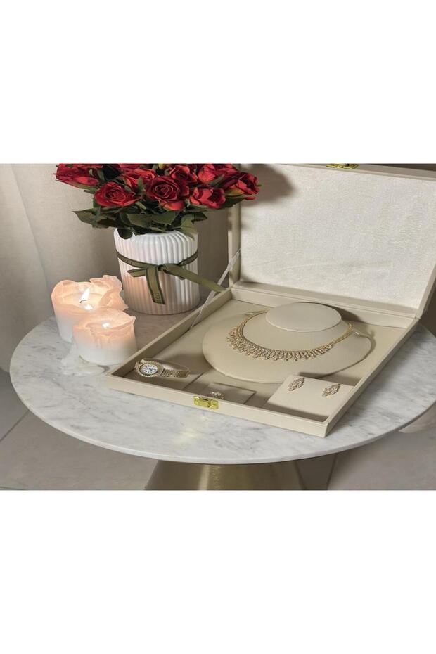 طقم اكسسوار مع ساعة A1071