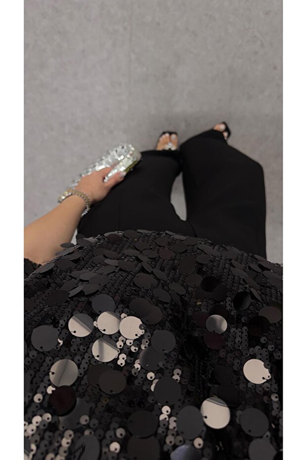 Siyah Pullu Bluz - 4