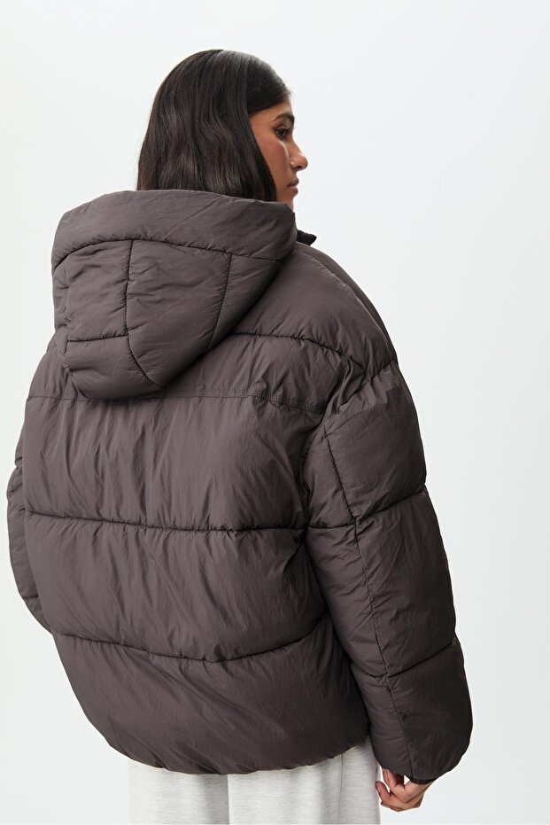 Kapüşonlu Dolgulu Mont - 4