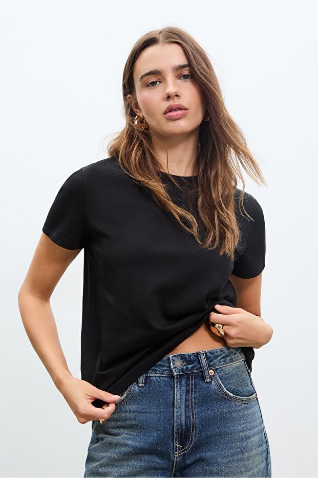 تي شيرت عادي ناعم الملمس - 2