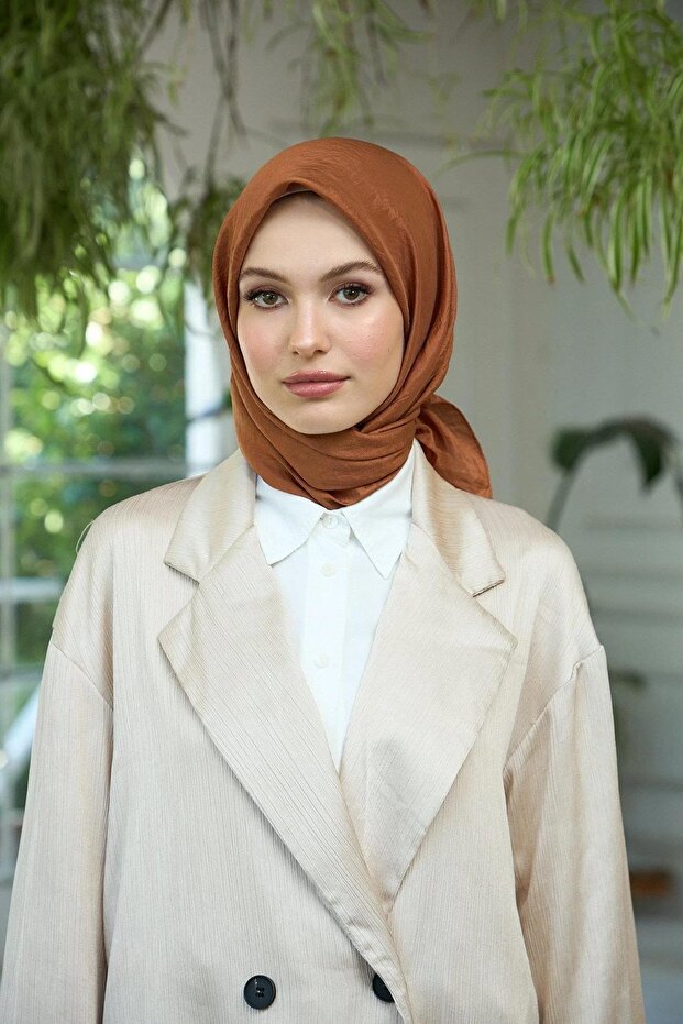 وشاح فوال بنمط عادي وشاح حريري فوال بني - 10100-18