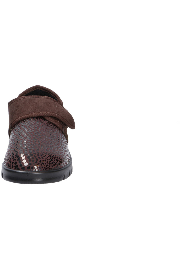 House shoe - 6
