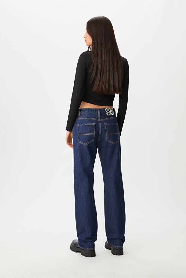 Straight fit jean - 4