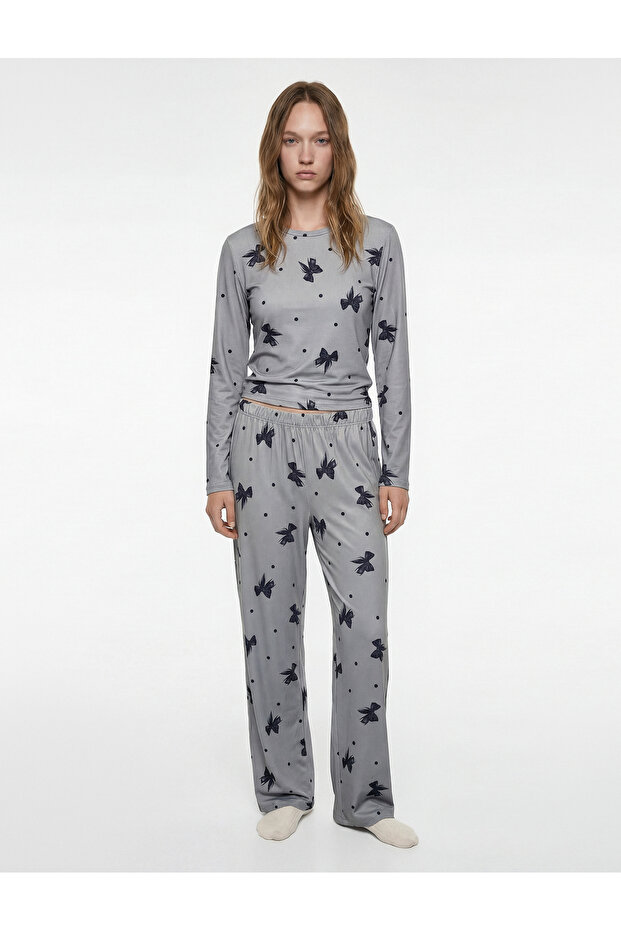 Bow Patterned Comfortable Cut 2-Piece Pajama Set