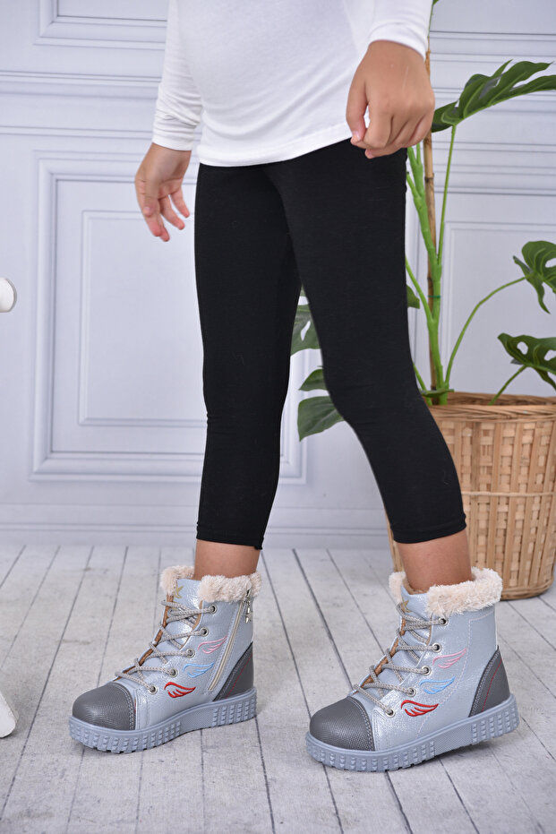 Kürklü Çocuk Botu - 3