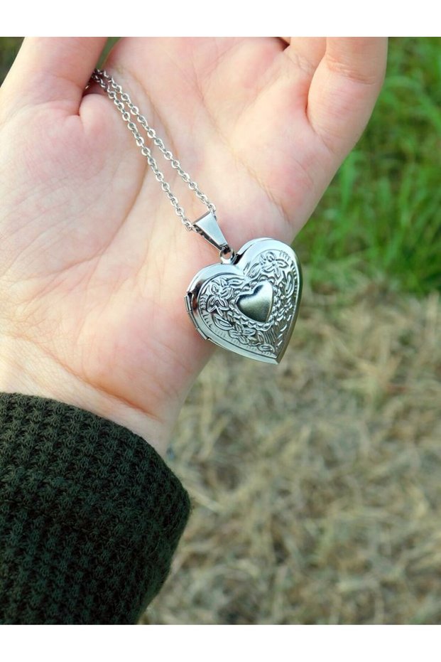 Steel Silver Openable Clasp Memory Necklace Silver Heart Necklace That Can Hold Photos (Without Photo) Y2K