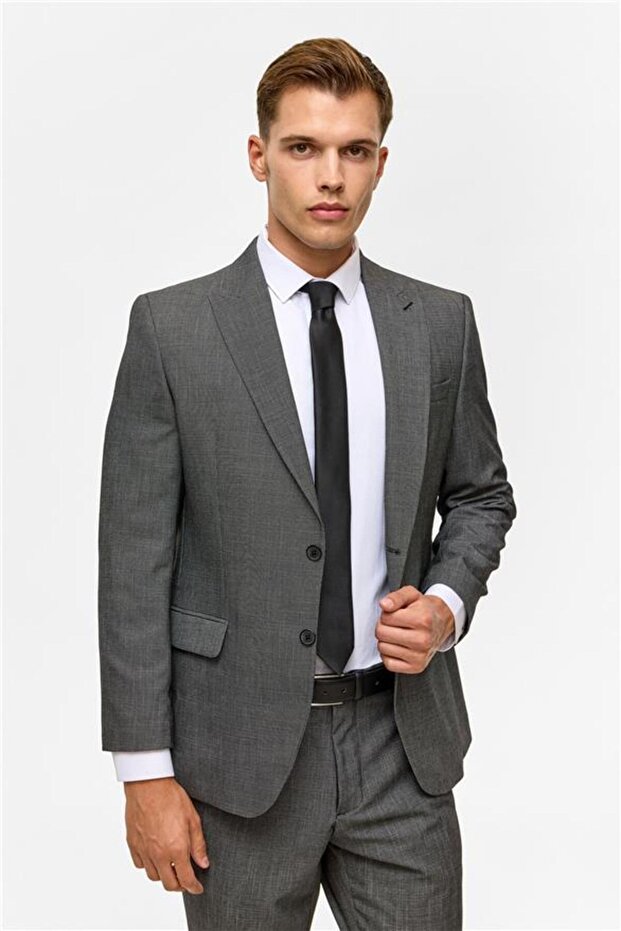 بدلة رسمية سوداء منقوشة بياقة مدببة مكونة من 4 قطع - 2