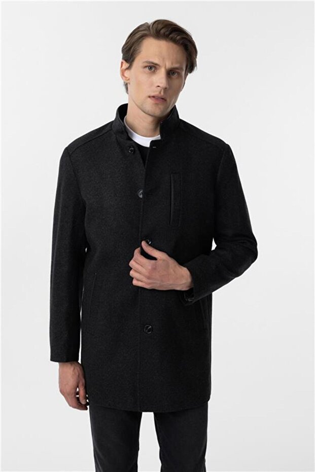 Siyah Regular Düz Hakim Yaka Kaban - 3