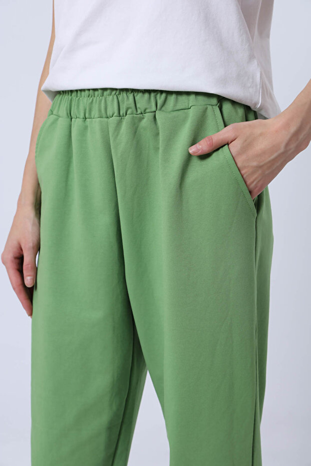 بنطال رياضي قماش قابل للتمدد بأرجل مطاطية - 4