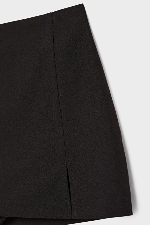 Yan Yırtmaçlı Şort Etek - 8