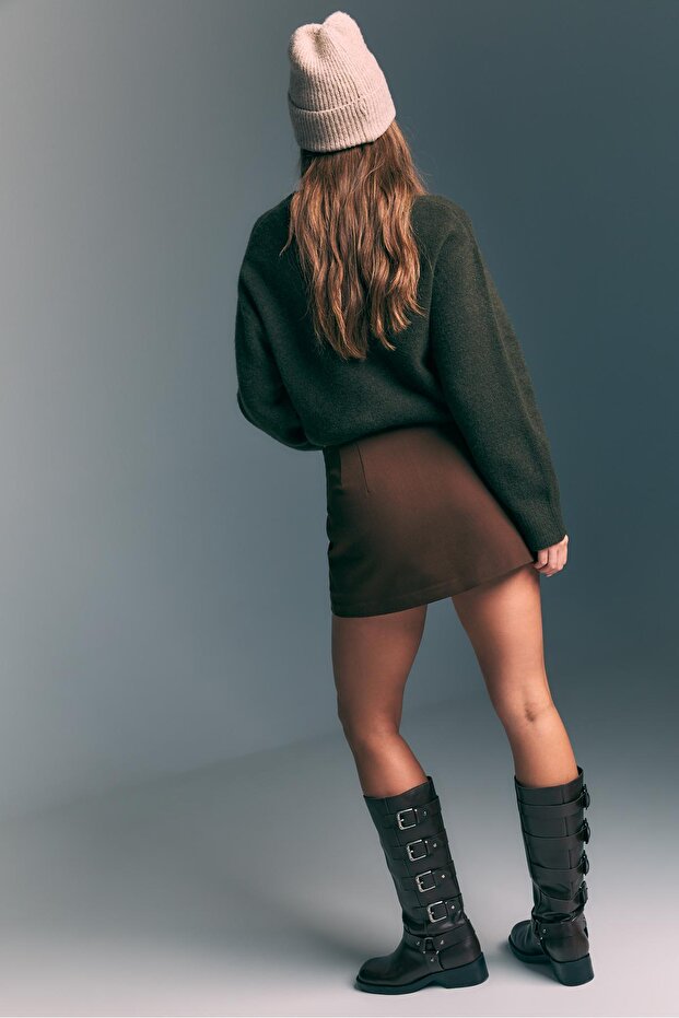 Yan Yırtmaçlı Şort Etek - 4