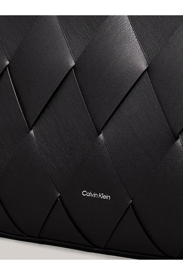 CK WOVEN MEDIUM SHOPPER - 4