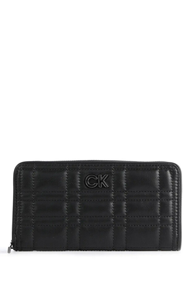 Women's Large Recycled Quilted Zipper Wallet