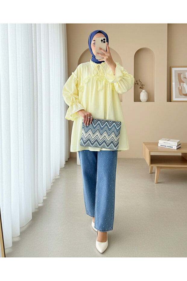 Raw Linen Shirt with Tieable Collar and Sleeves - Flower Detail on the Front - Light Yellow