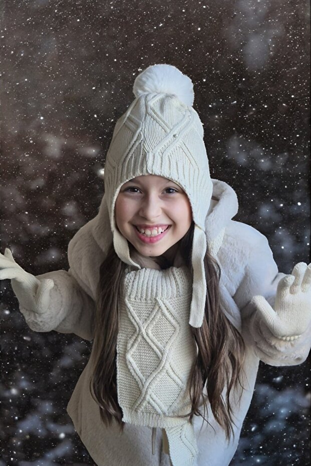 Girl's Scarf Hat Gloves 3-Piece Set