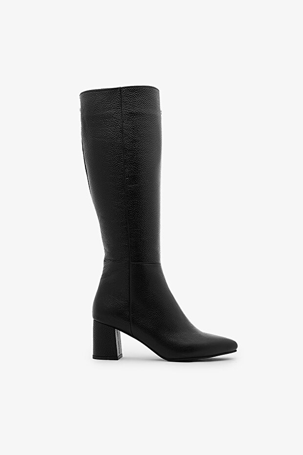 Women's Black Genuine Leather Boots Zippered Pointed Toe Heeled Boots