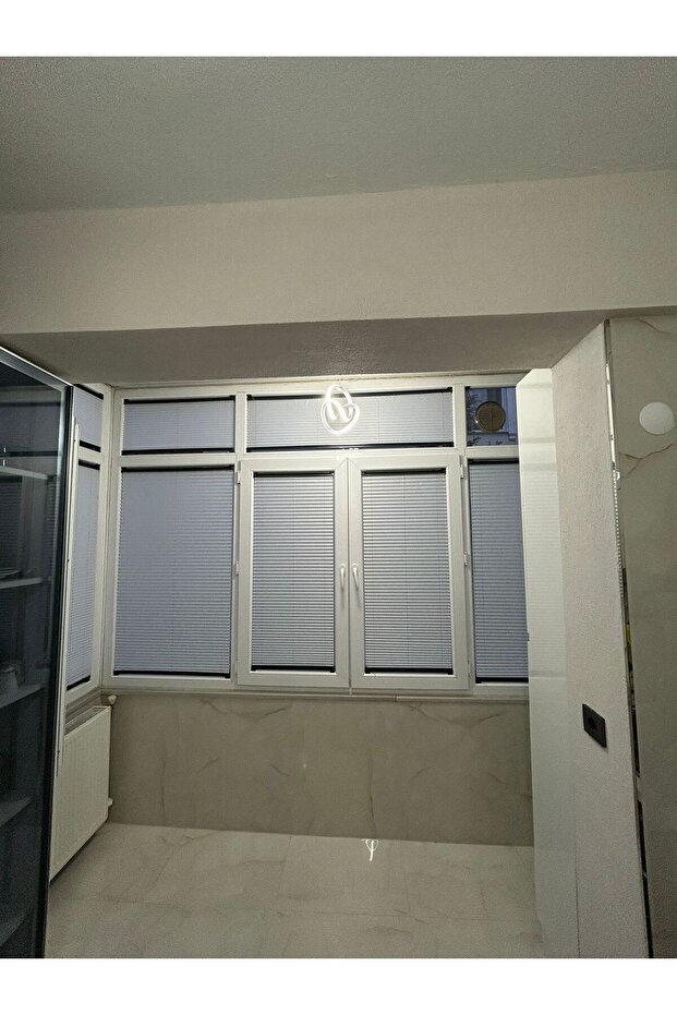 Plise Cam Balkon Perde Vidalı-Askılı - 4