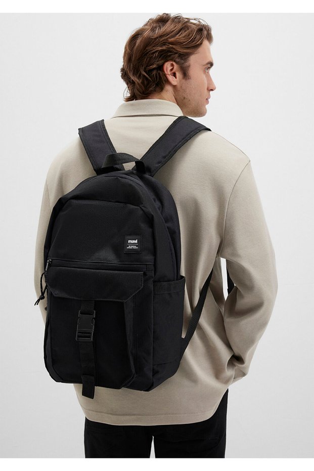 Black Backpack 0911990-900
