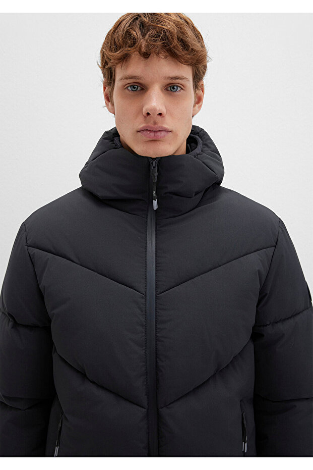 Kapüşonlu Siyah Şişme Mont 0110360-900 - 6