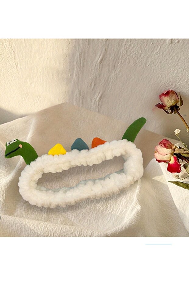 رباط شعر من القطيفة على شكل شخصية كرتونية - 1