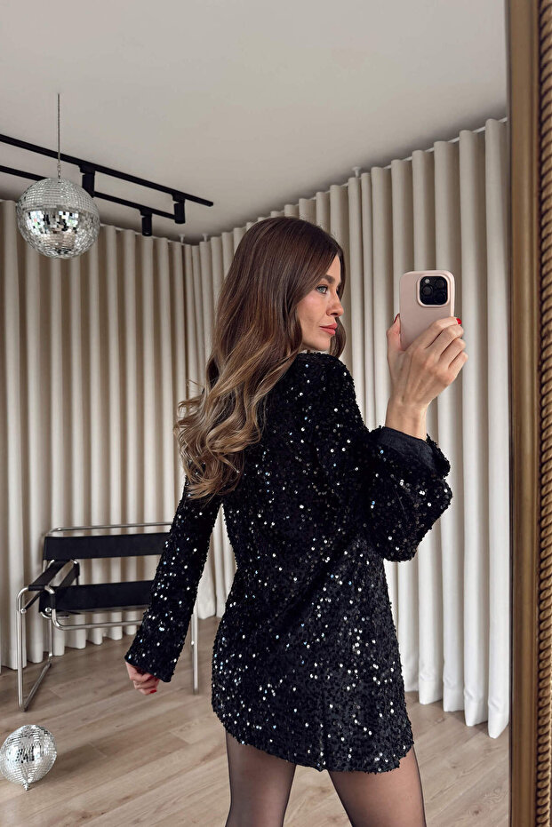 Siyah Vatkalı Pullu Astarlı Mini Elbise - 6