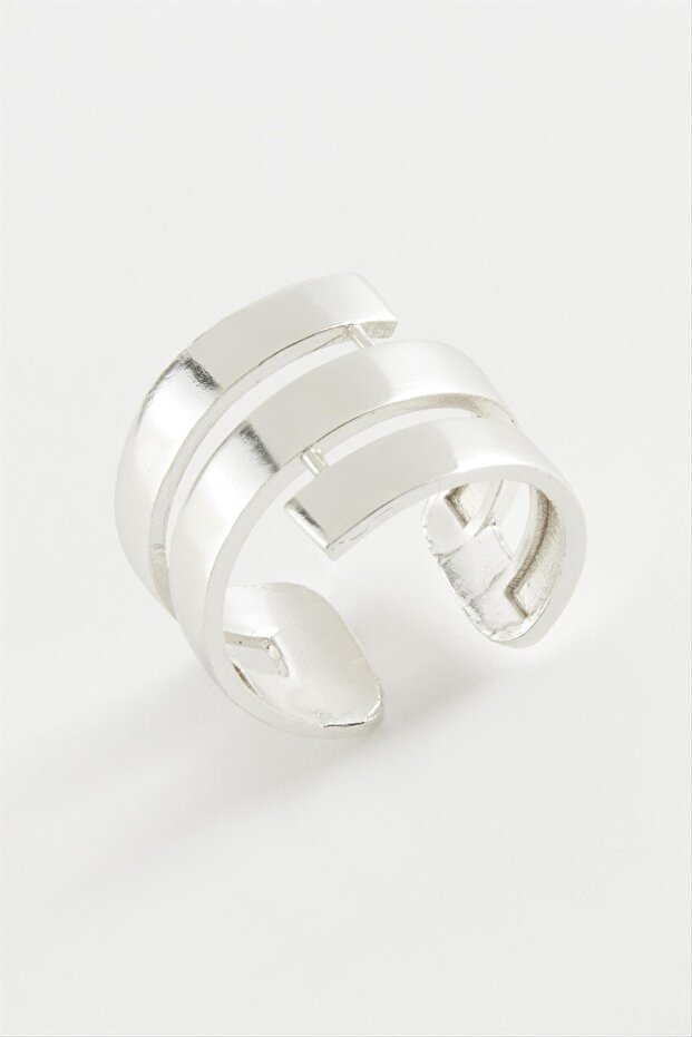 حلقة معدنية ملتوية - 1