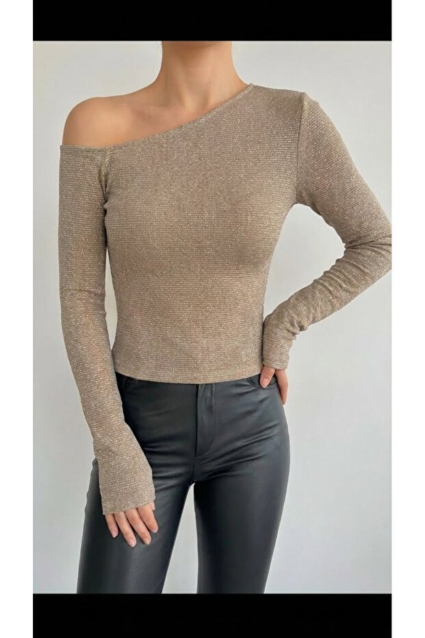 Women's Powder Off-Shoulder Long Sleeve Glittery Buzy Fabric Blouse