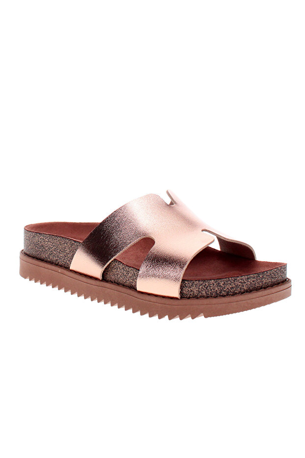 Flat Sandals for Women – Stylish & Comfortable Everyday Wear