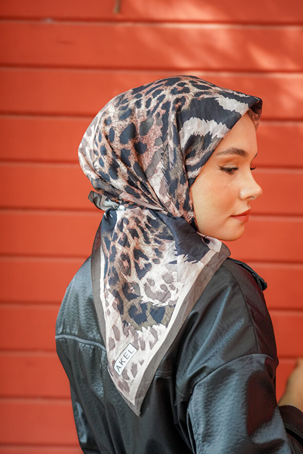 Spring Eşarp Leopar Desen %80 Viskon %20 Polyester - 1